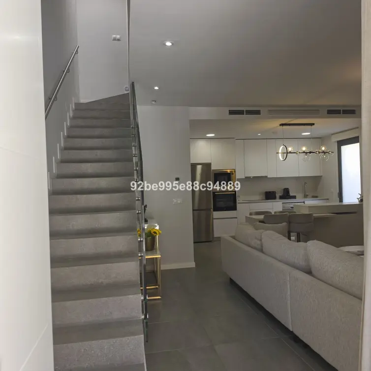 Long-term rent of semi-detached house in Riviera del Sol
