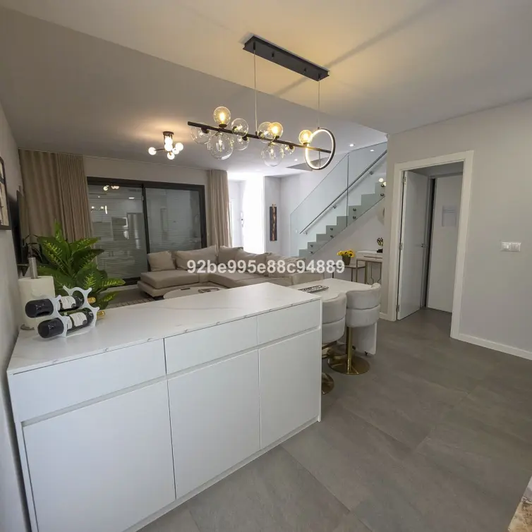 Long-term rent of semi-detached house in Riviera del Sol