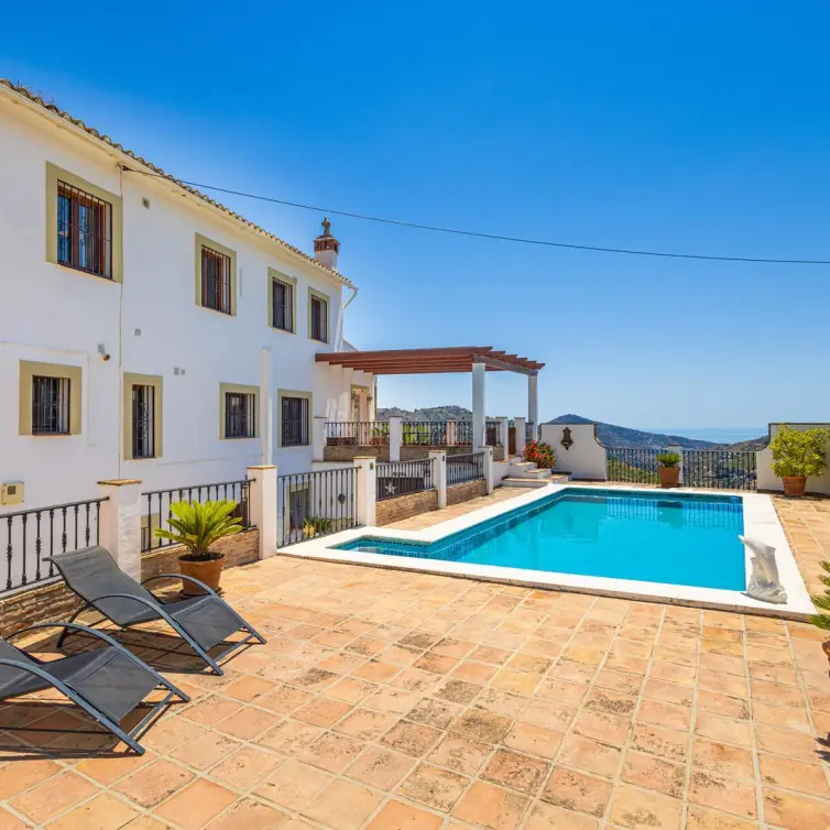Venta de finca - cortijo en Canillas de Albaida