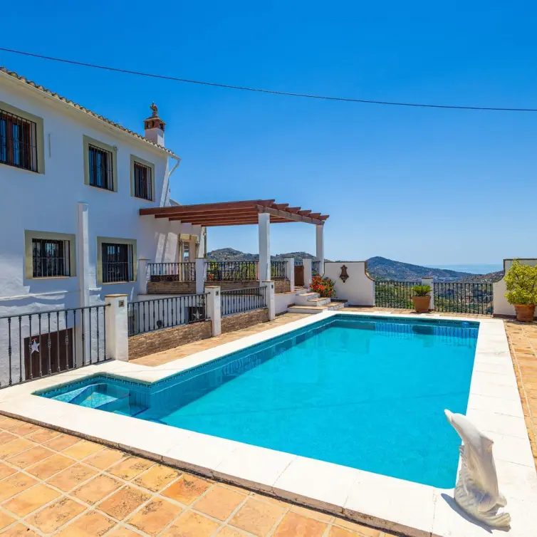 Venta de finca - cortijo en Canillas de Albaida