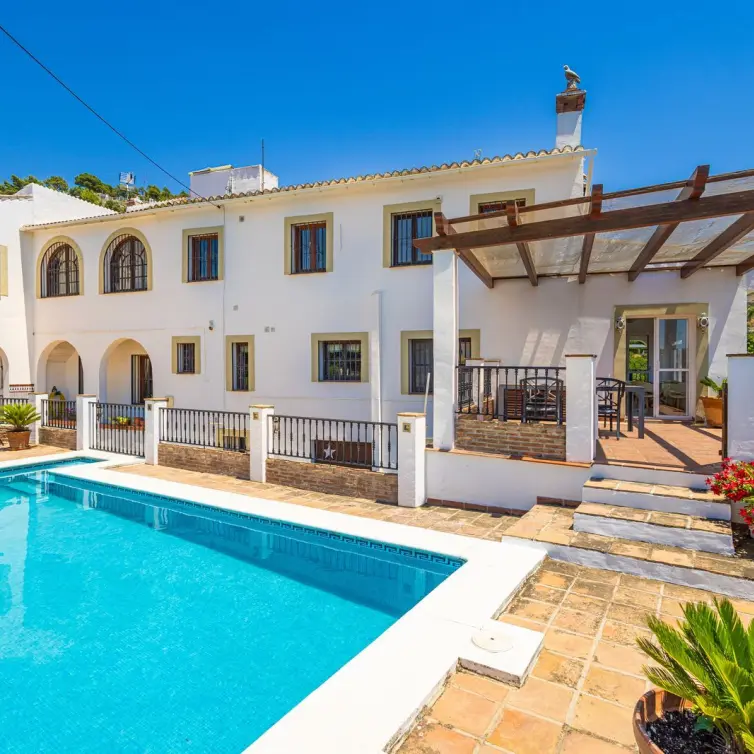 Venta de finca - cortijo en Canillas de Albaida