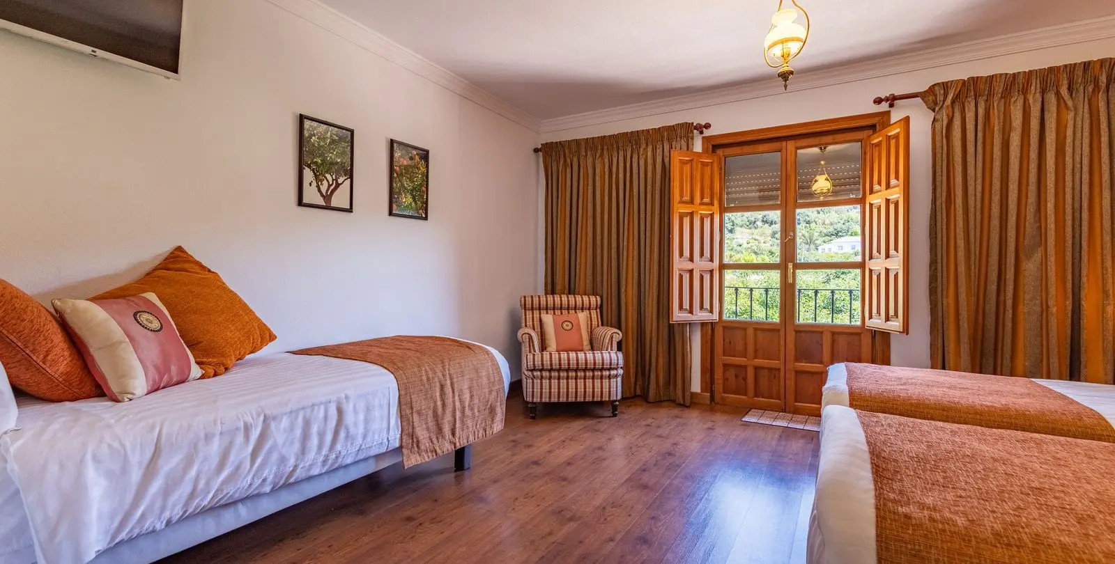 Venta de finca - cortijo en Canillas de Albaida 60