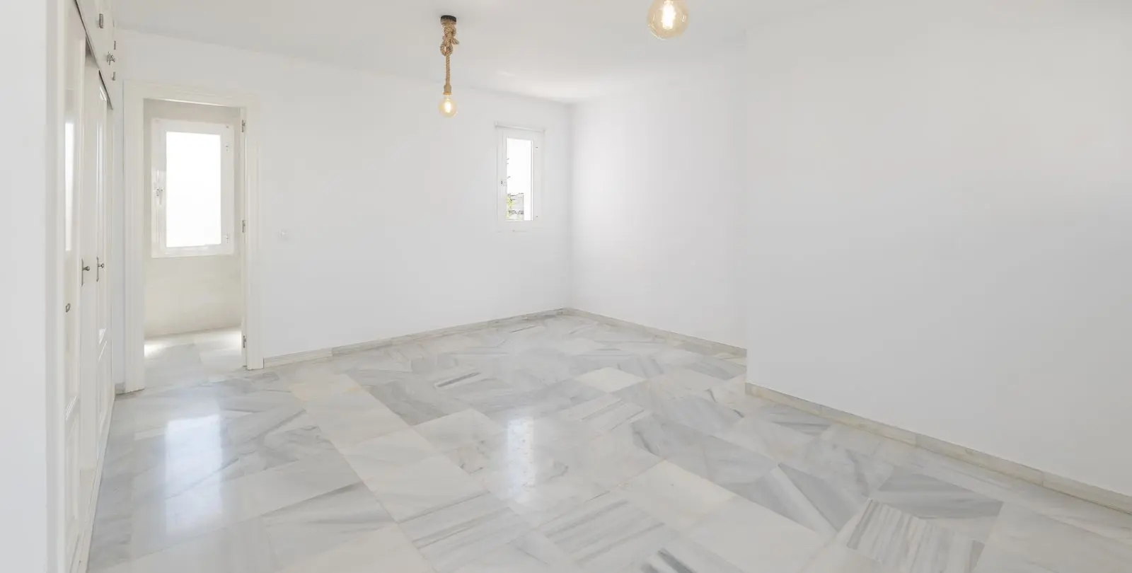 Venta de villa independiente en Puerto Banús 21