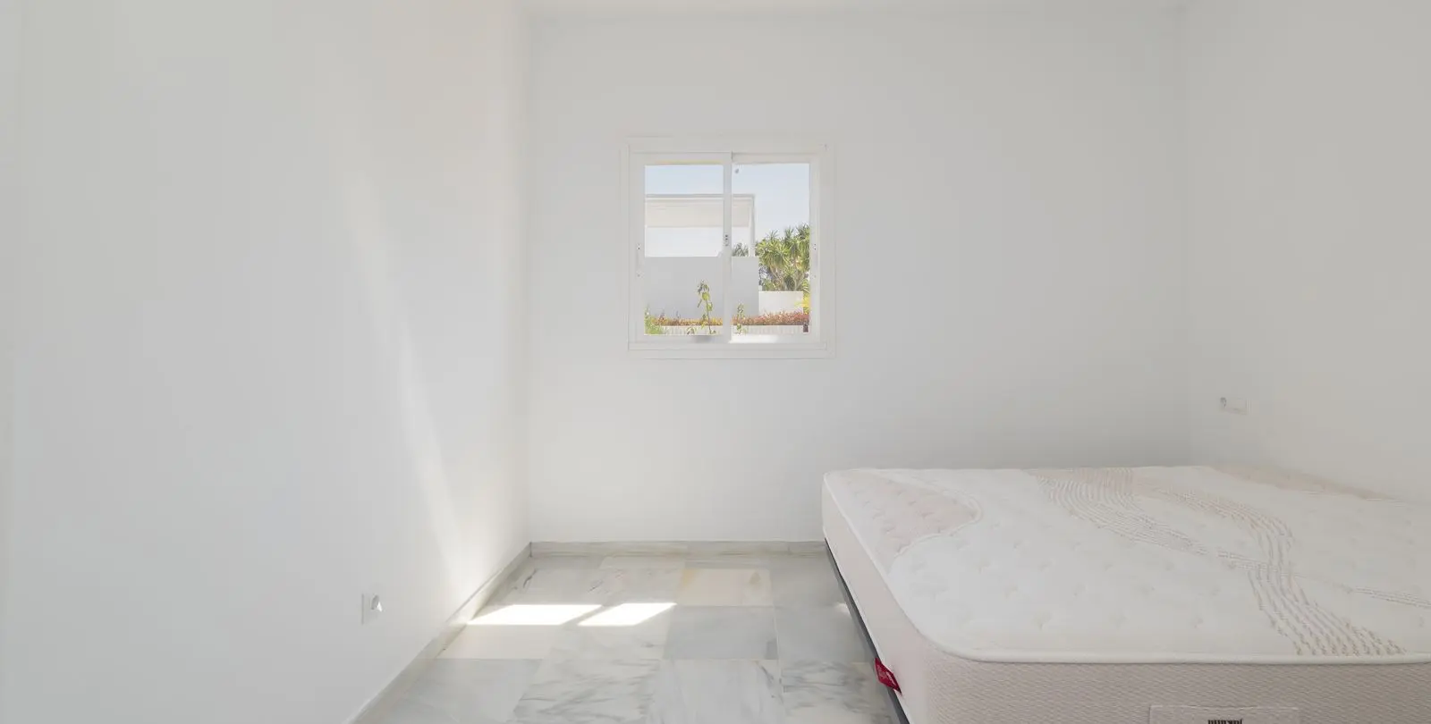 Venta de villa independiente en Puerto Banús 28