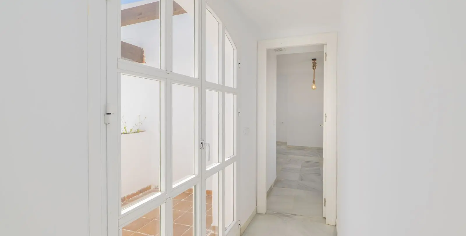 Venta de villa independiente en Puerto Banús 32