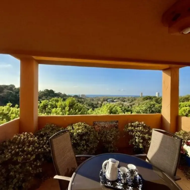 Sale of middle floor apartment in Santa María