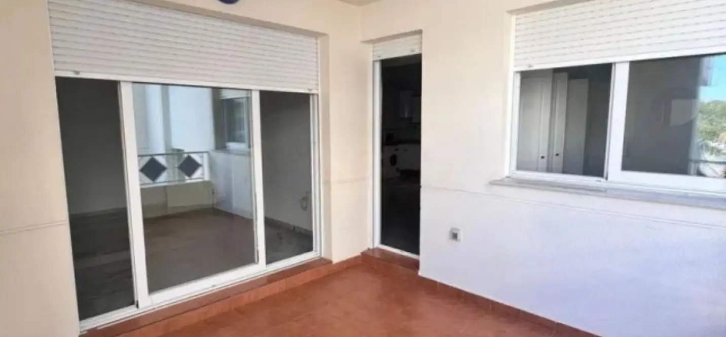 Продажа апартаментов на среднем этаже в Marbella 1