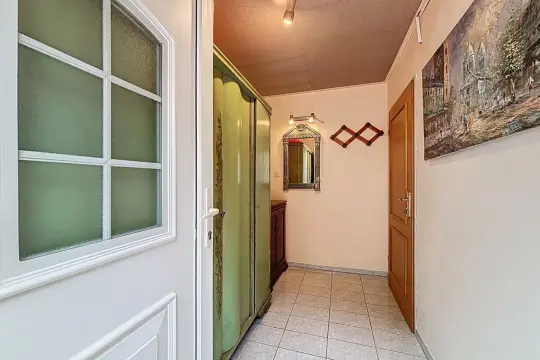 Image 7 thumb