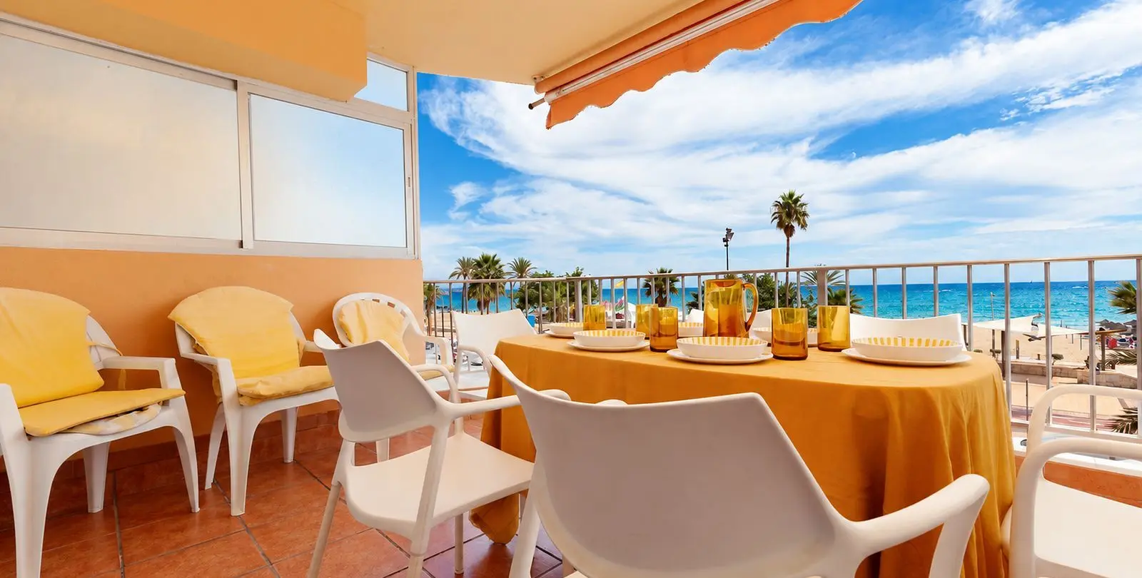Sale of middle floor apartment in Los Boliches 3