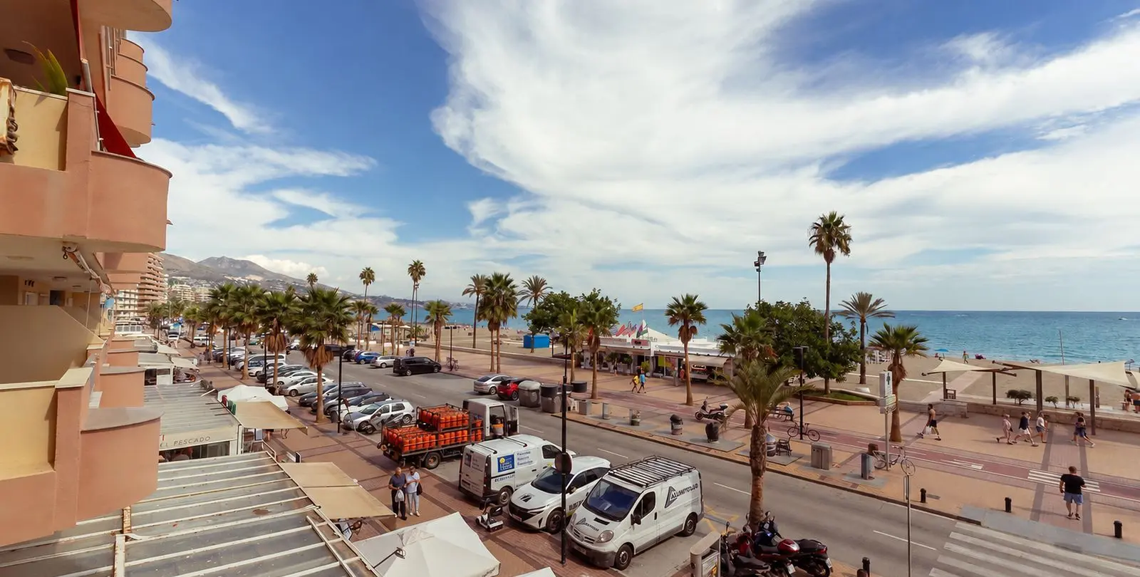 Sale of middle floor apartment in Los Boliches 22