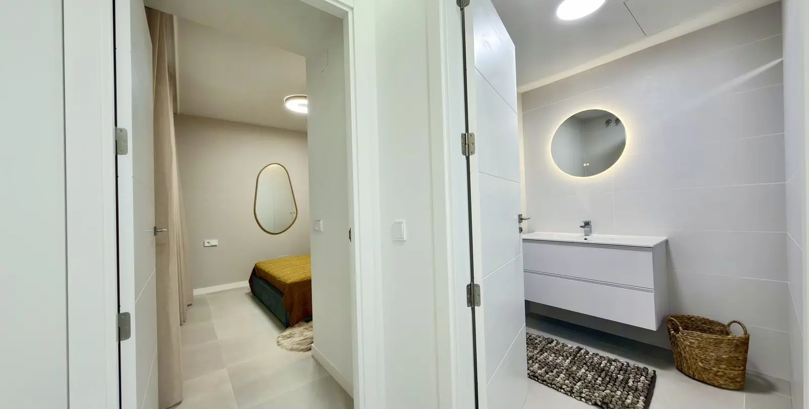 Venta de apartamento en planta media en Estepona 33