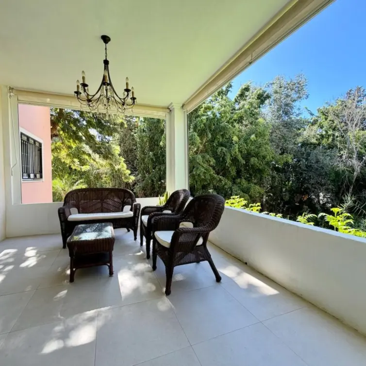 Sale of ground floor apartment in Nueva Andalucía