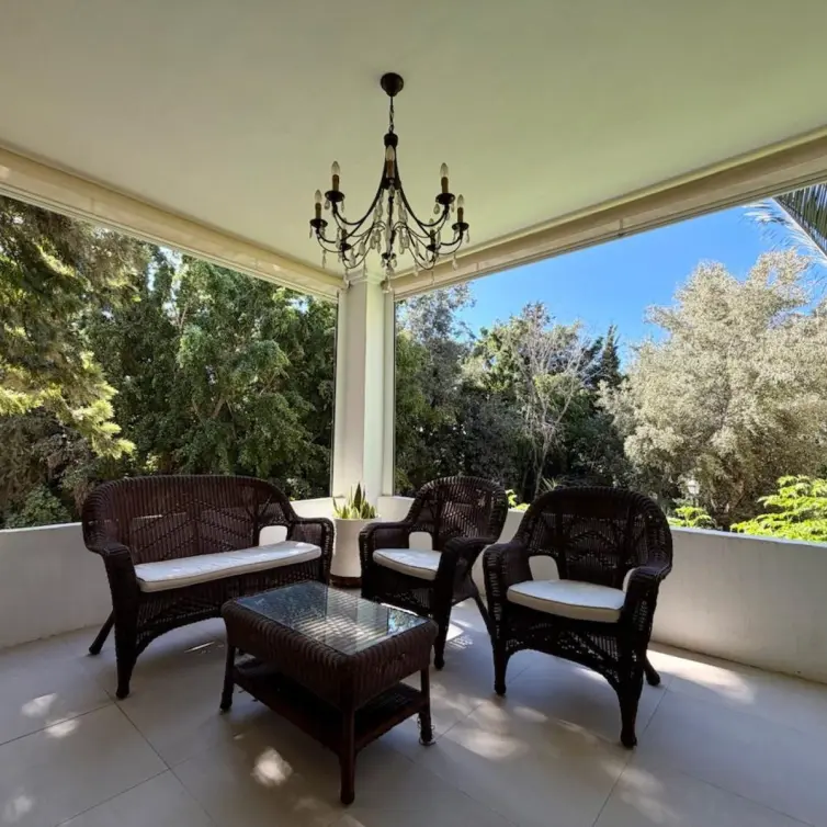 Sale of ground floor apartment in Nueva Andalucía