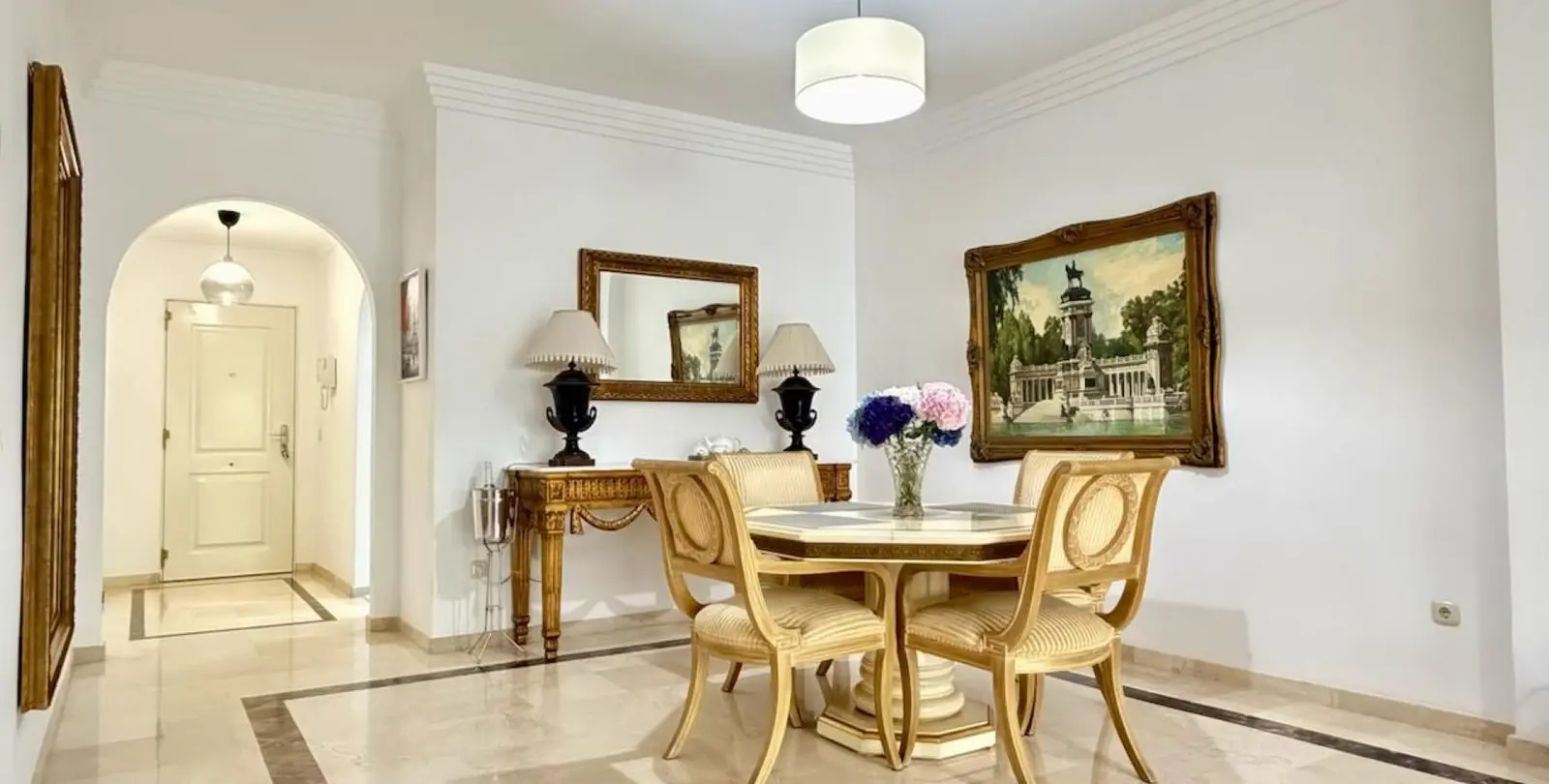 Venta de apartamento en planta baja en Nueva Andalucía 3