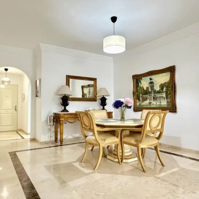 Sale of ground floor apartment in Nueva Andalucía