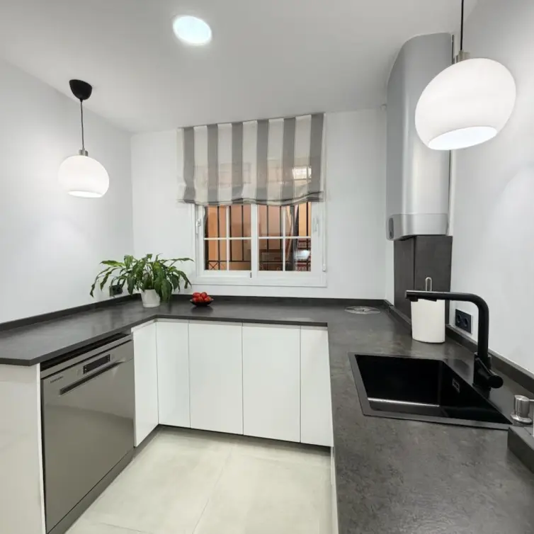 Sale of ground floor apartment in Nueva Andalucía