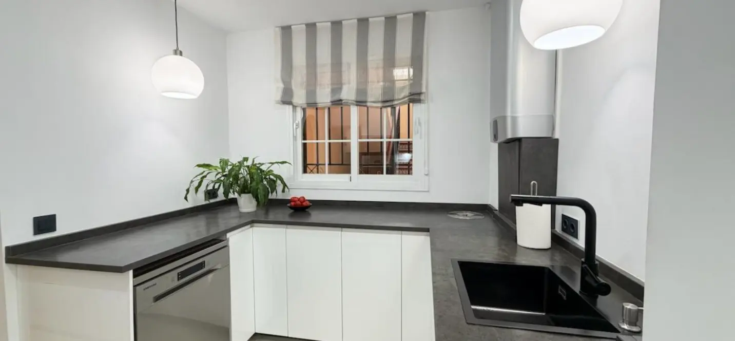 Sale of ground floor apartment in Nueva Andalucía 4
