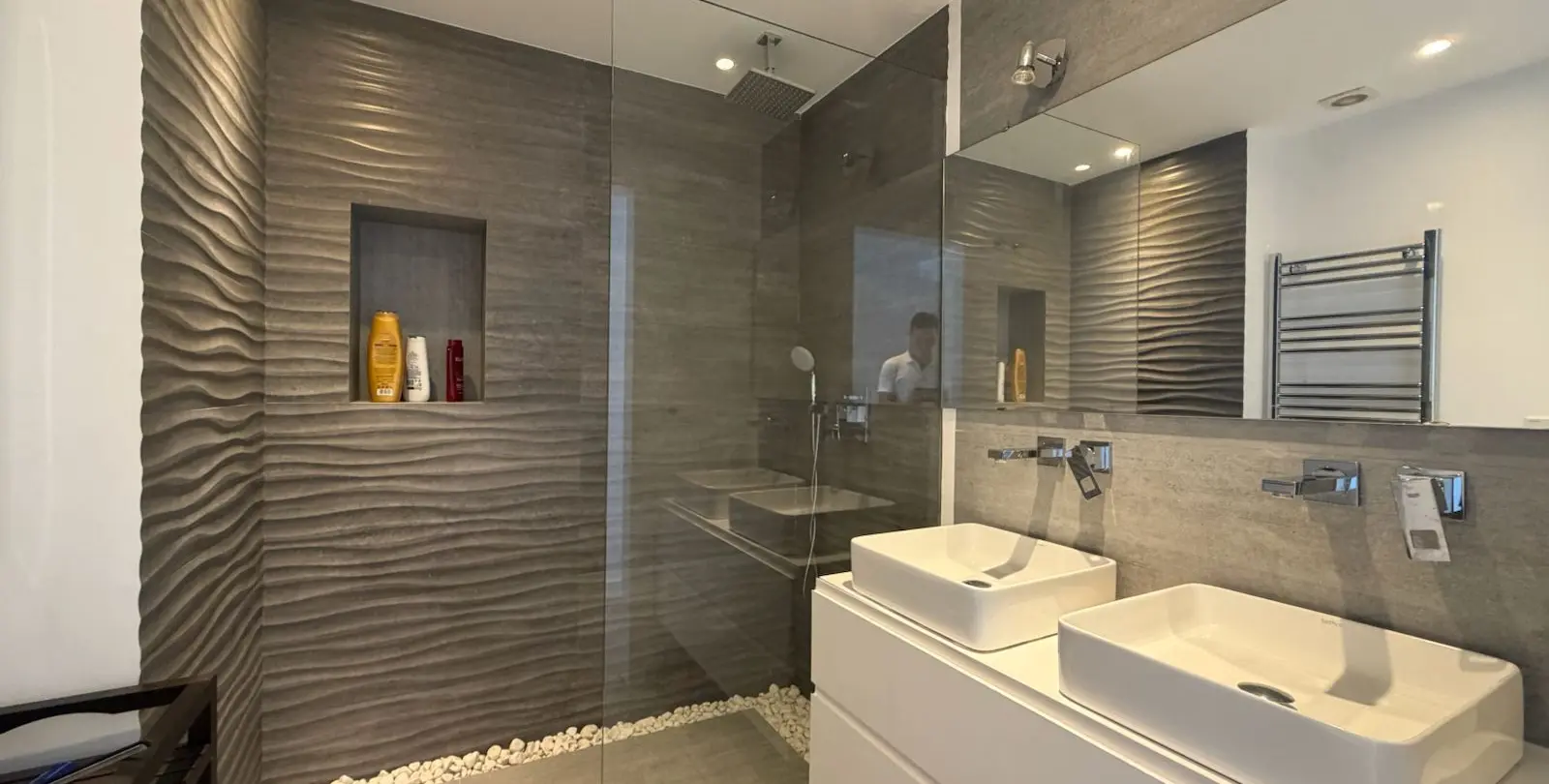 Venta de apartamento en planta media en Puerto Banús 5