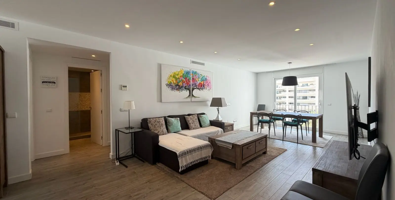 Venta de apartamento en planta media en Puerto Banús 7