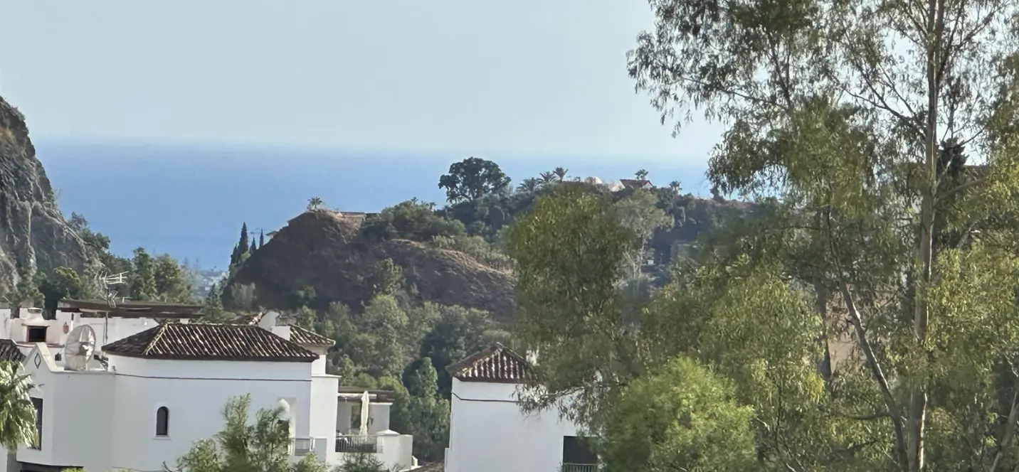 Venta de apartamento en planta baja en Benahavís 3