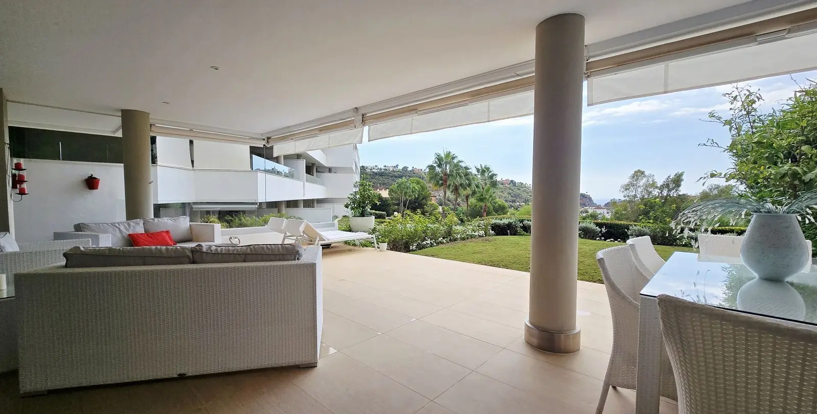 Venta de apartamento en planta baja en Benahavís 10