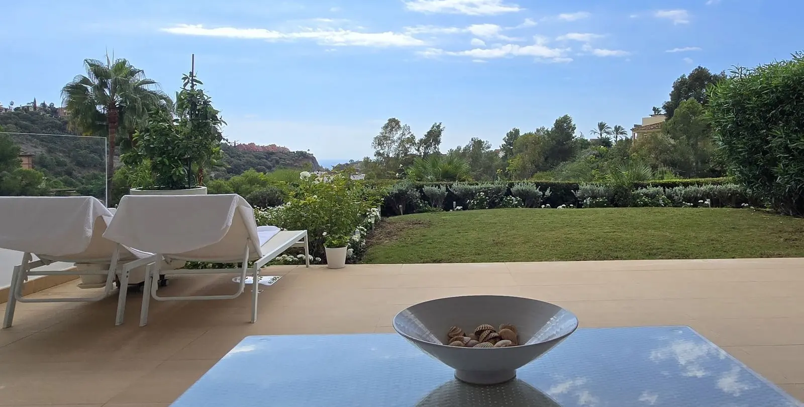 Venta de apartamento en planta baja en Benahavís 18