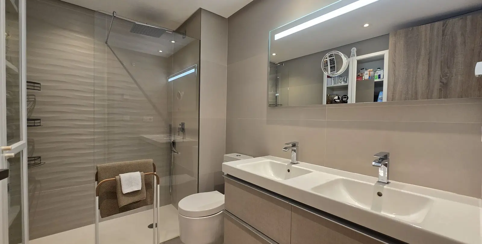 Venta de apartamento en planta baja en Benahavís 23