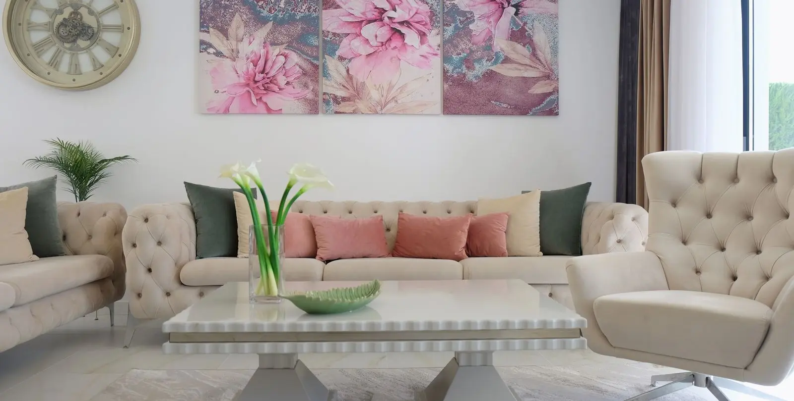 Sale of semi-detached house in New Golden Mile 11