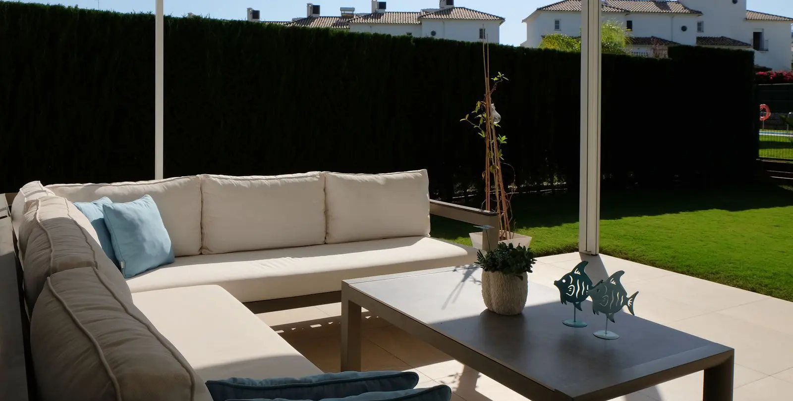 Sale of semi-detached house in New Golden Mile 39