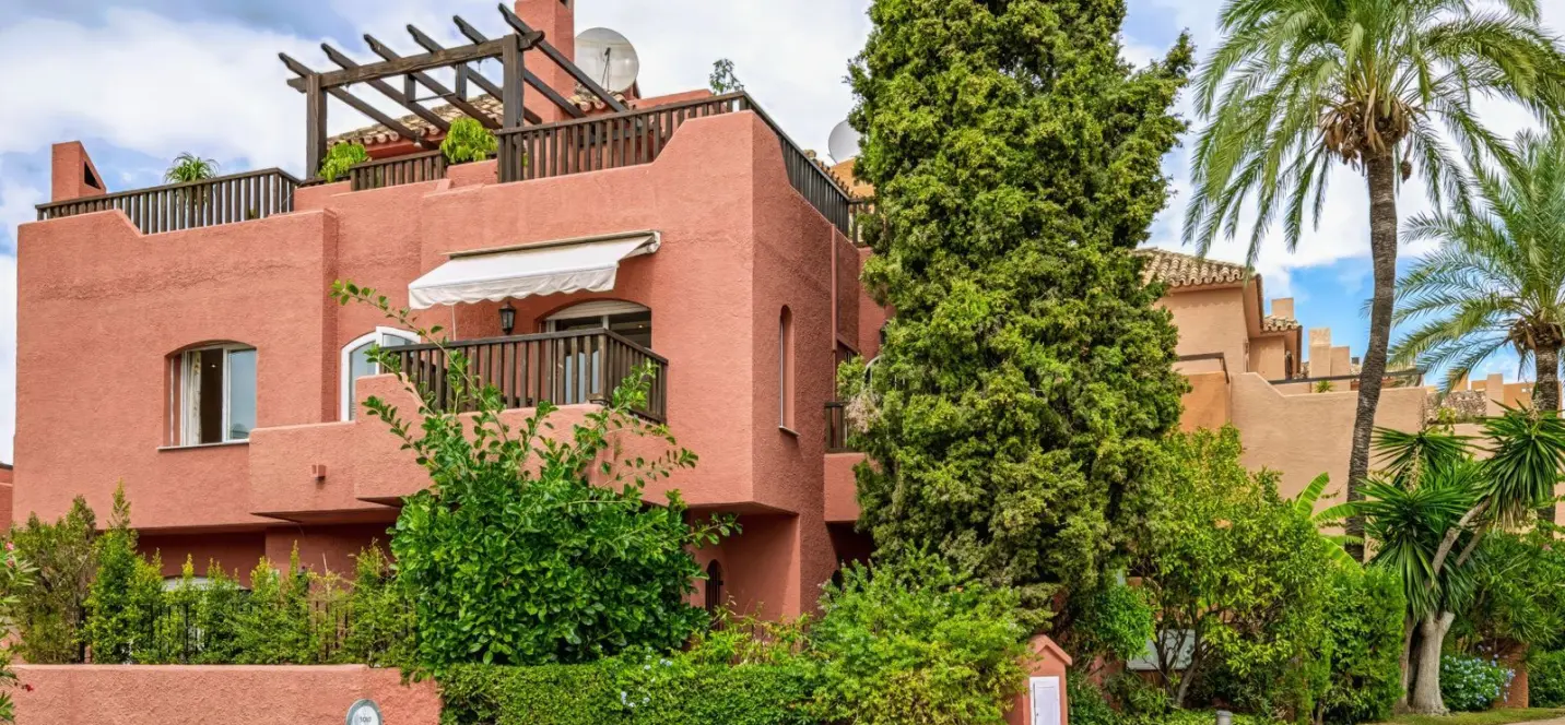 Sale of townhouse in Nueva Andalucía 1