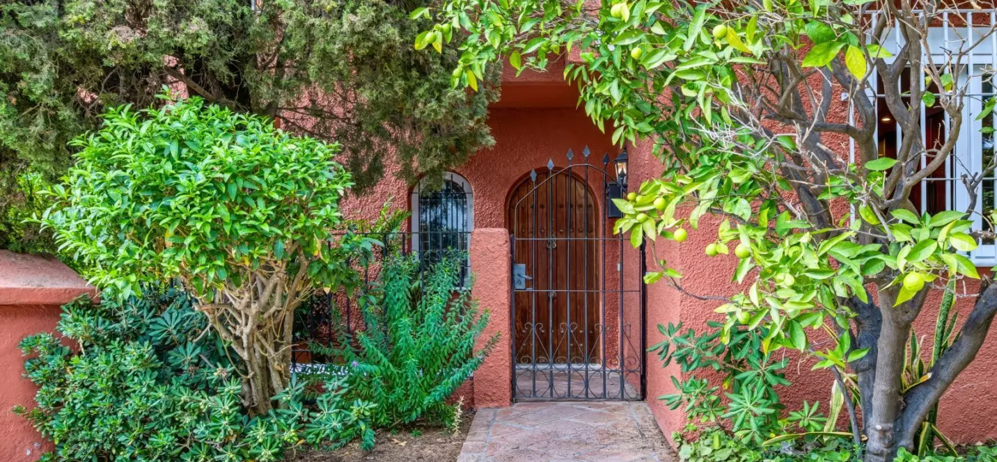 Sale of townhouse in Nueva Andalucía 4