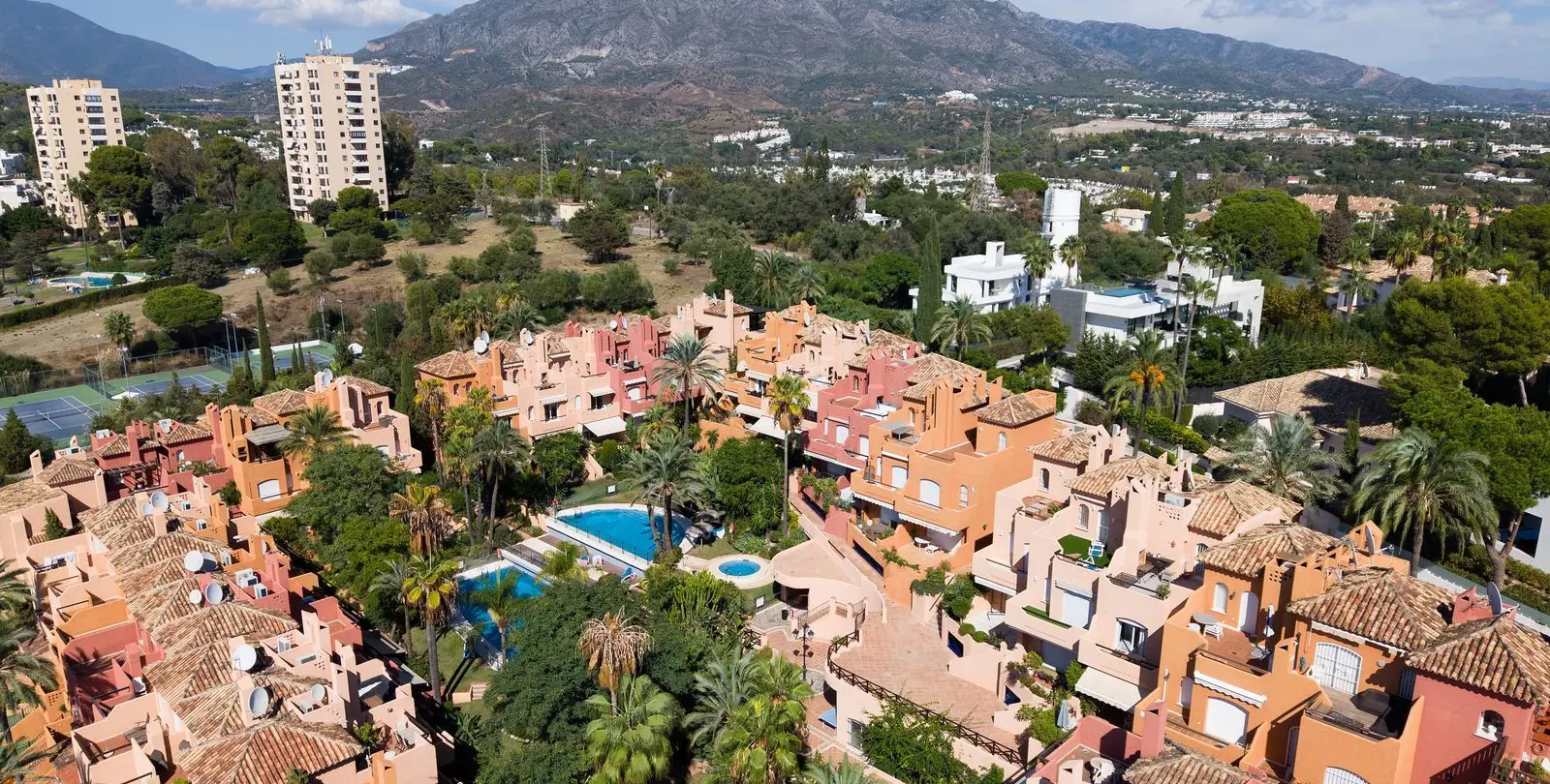 Venta de adosado en Nueva Andalucía 76