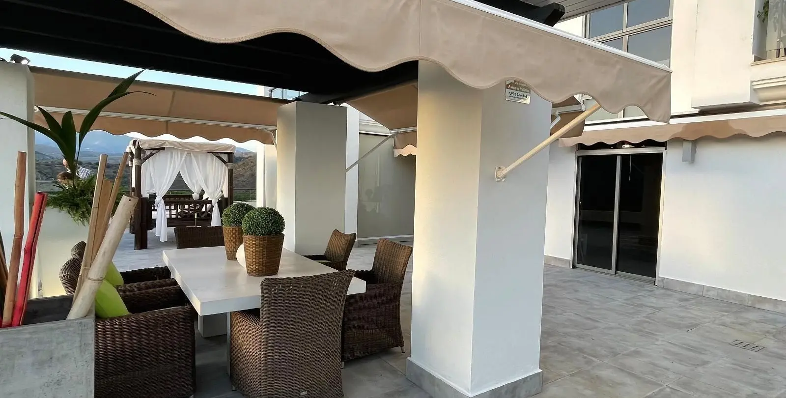 Venta de apartamento en planta baja en Los Flamingos 8
