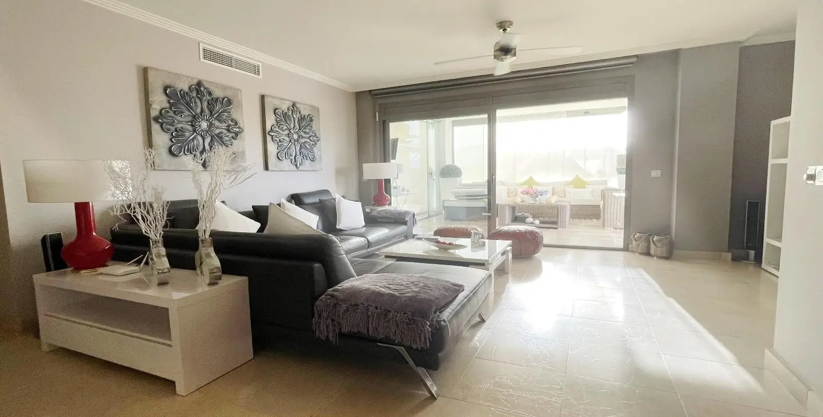 Venta de apartamento en planta baja en Los Flamingos 10