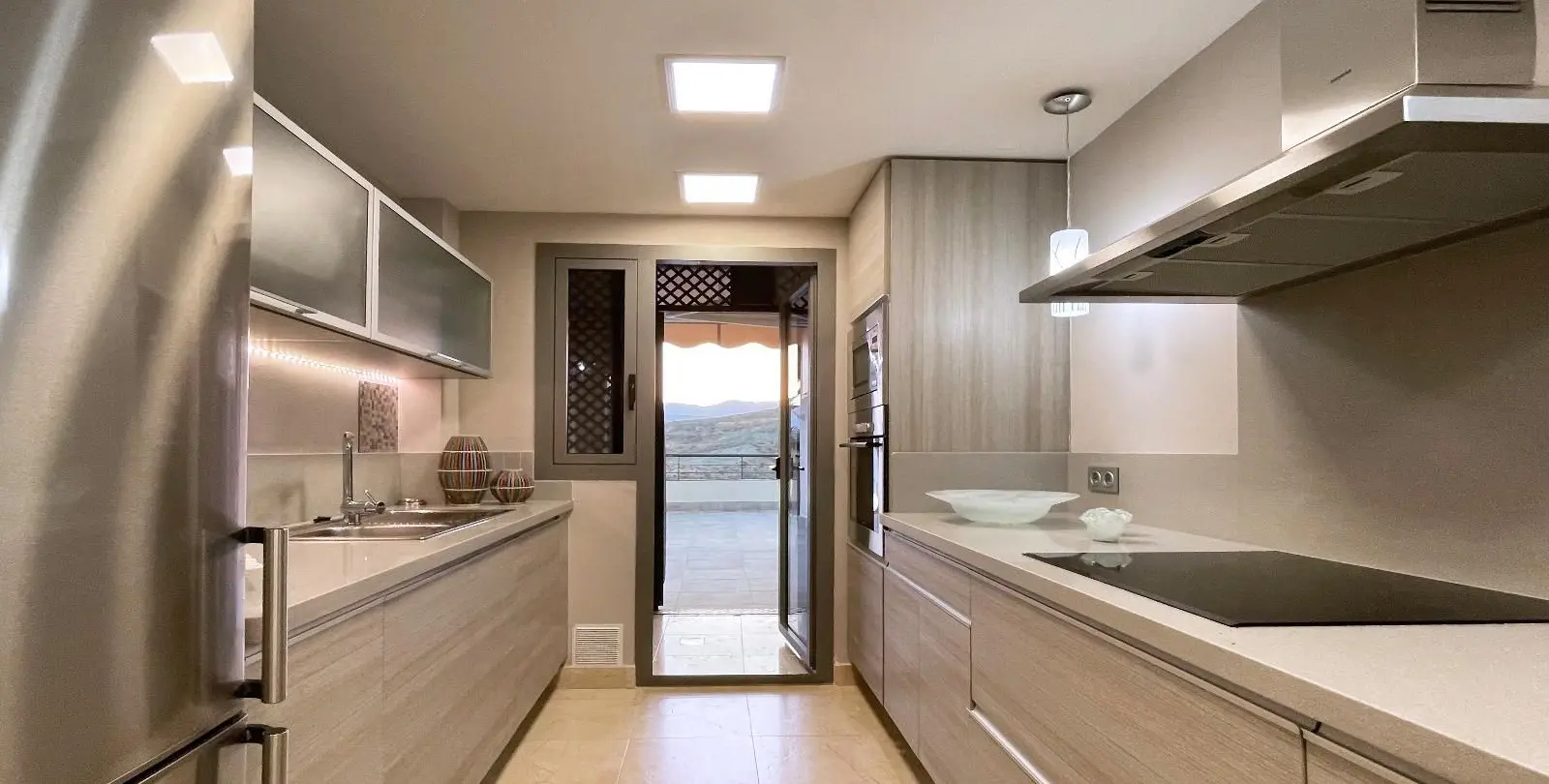 Venta de apartamento en planta baja en Los Flamingos 12