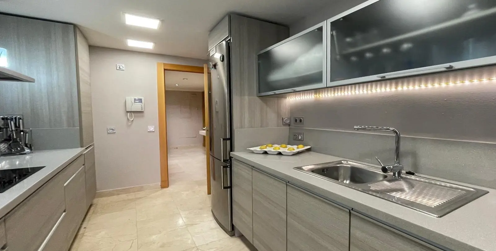 Venta de apartamento en planta baja en Los Flamingos 13