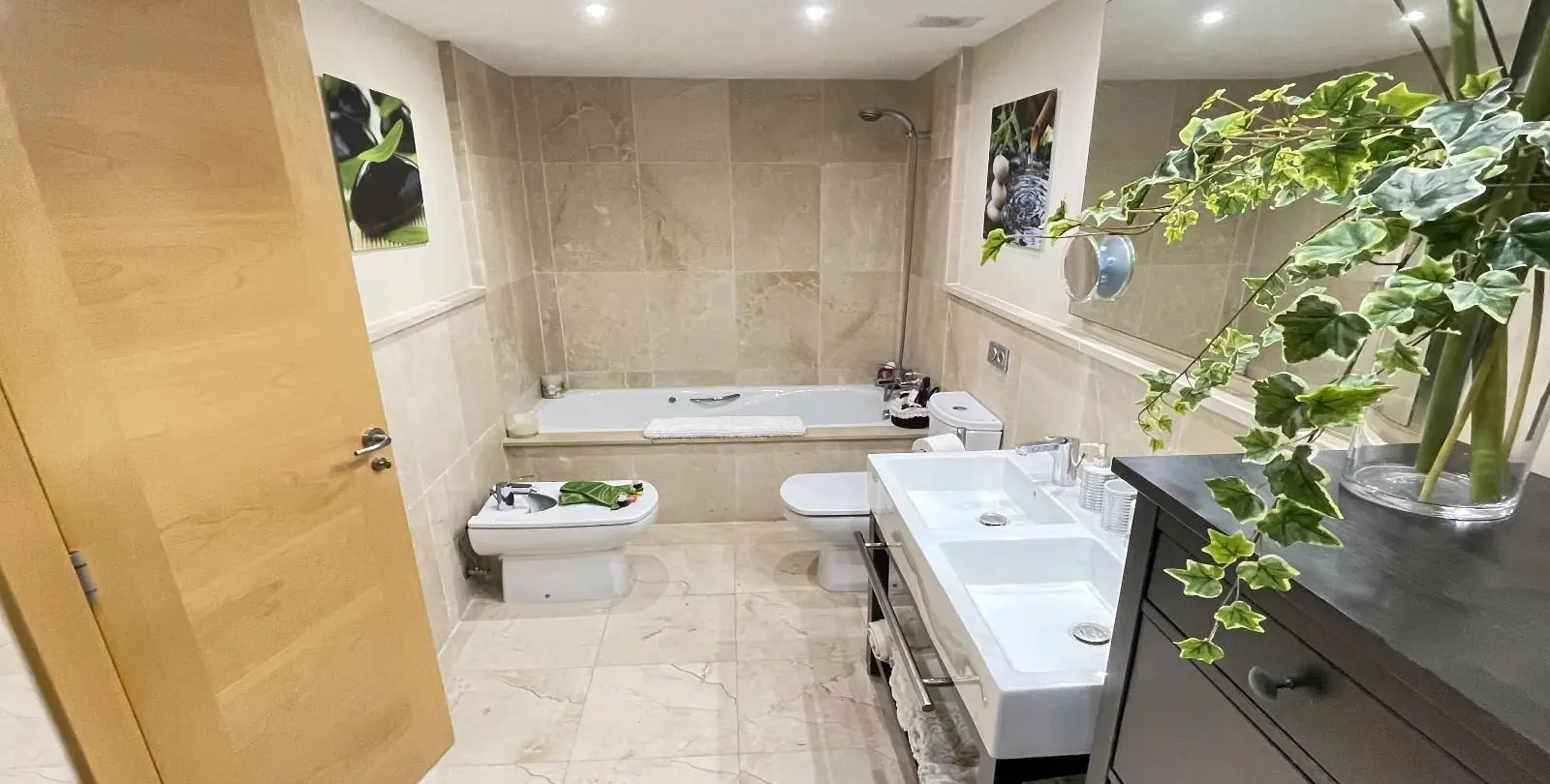 Venta de apartamento en planta baja en Los Flamingos 16