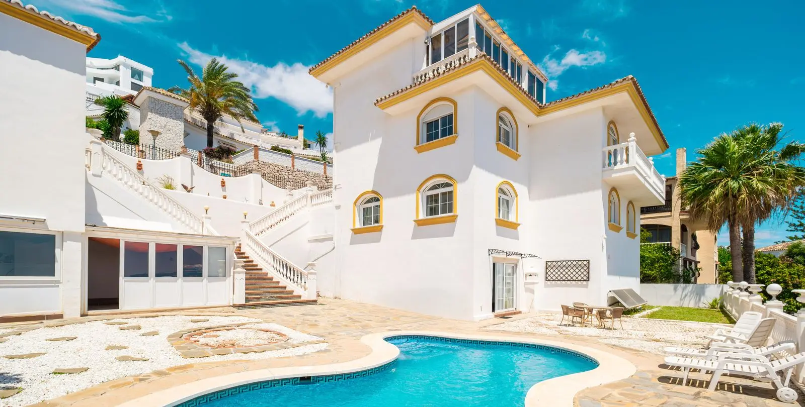 Venta de villa independiente en Benalmadena 1