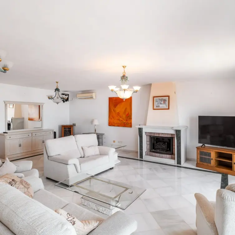 Venta de villa independiente en Benalmadena