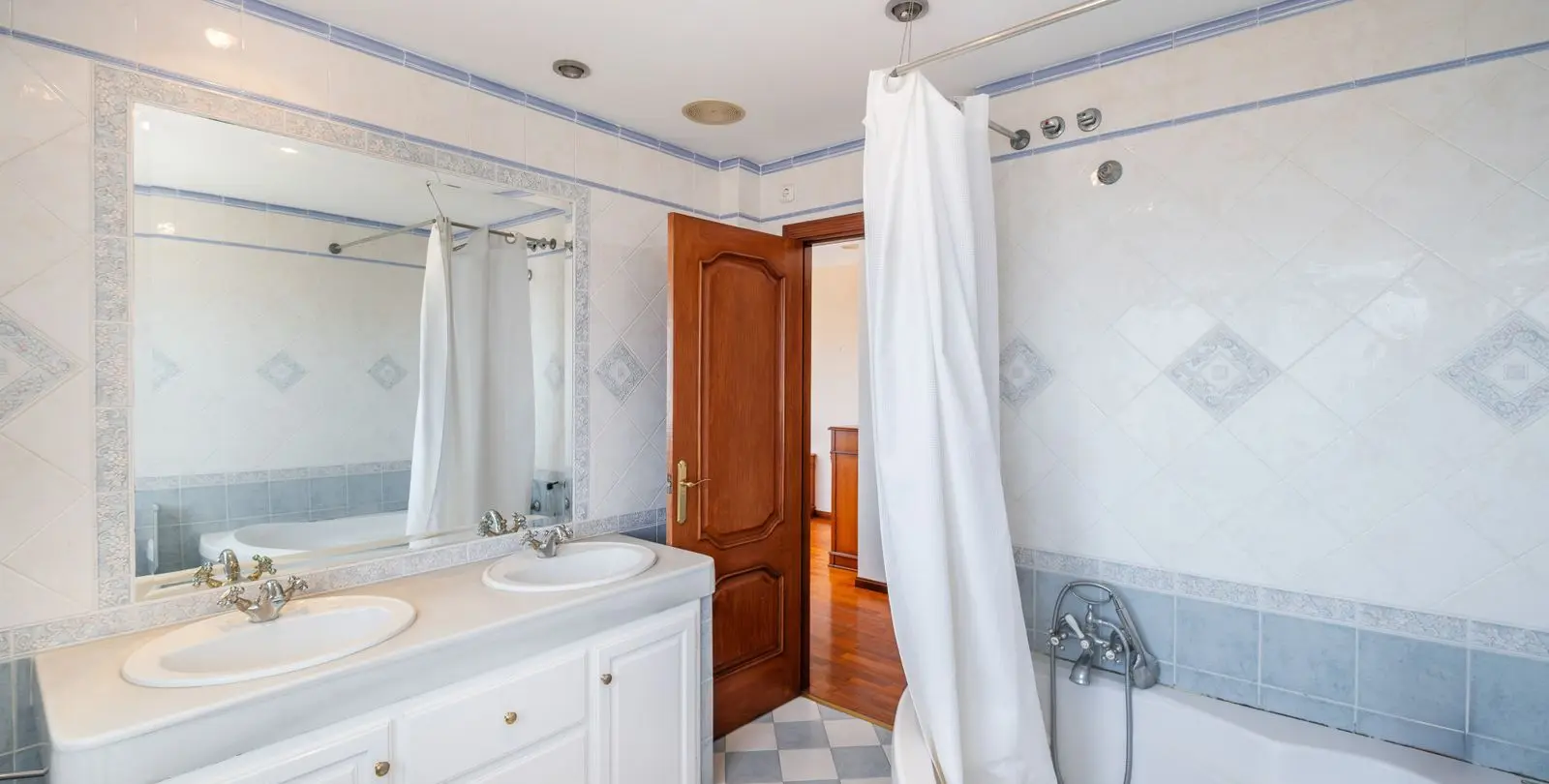 Venta de villa independiente en Benalmadena 9