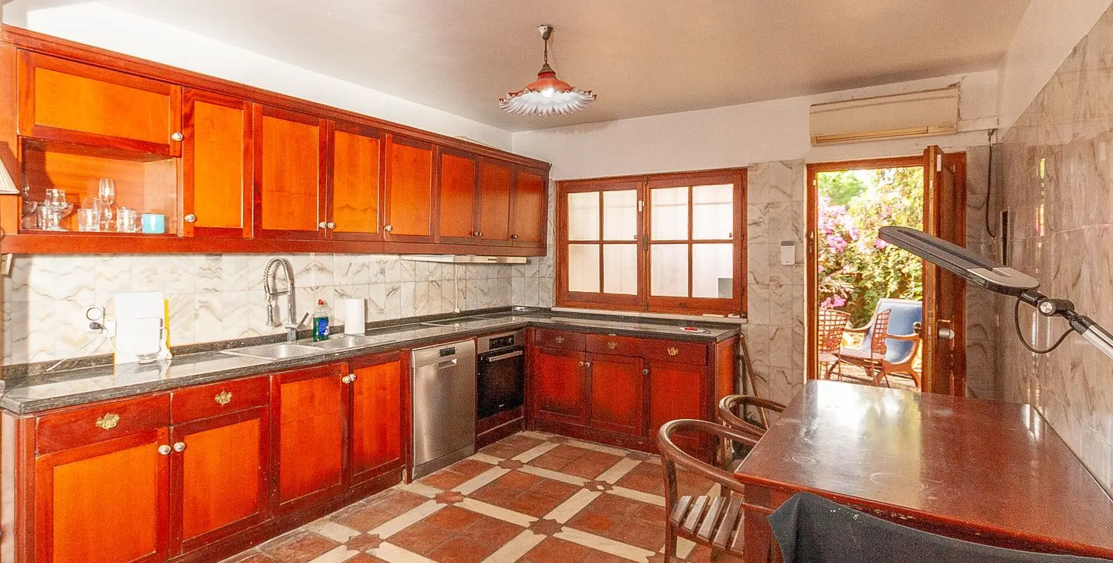 Venta de villa independiente en Elviria 10