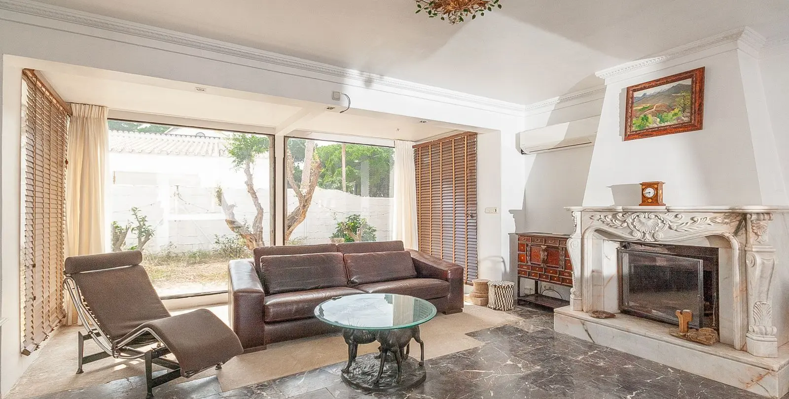 Venta de villa independiente en Elviria 23