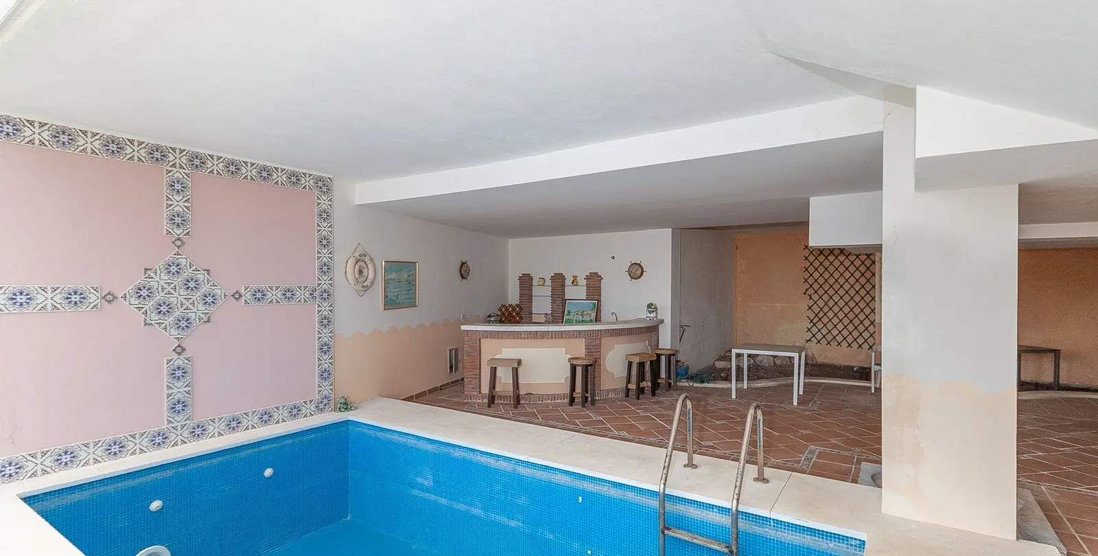 Venta de villa independiente en La Mairena 40