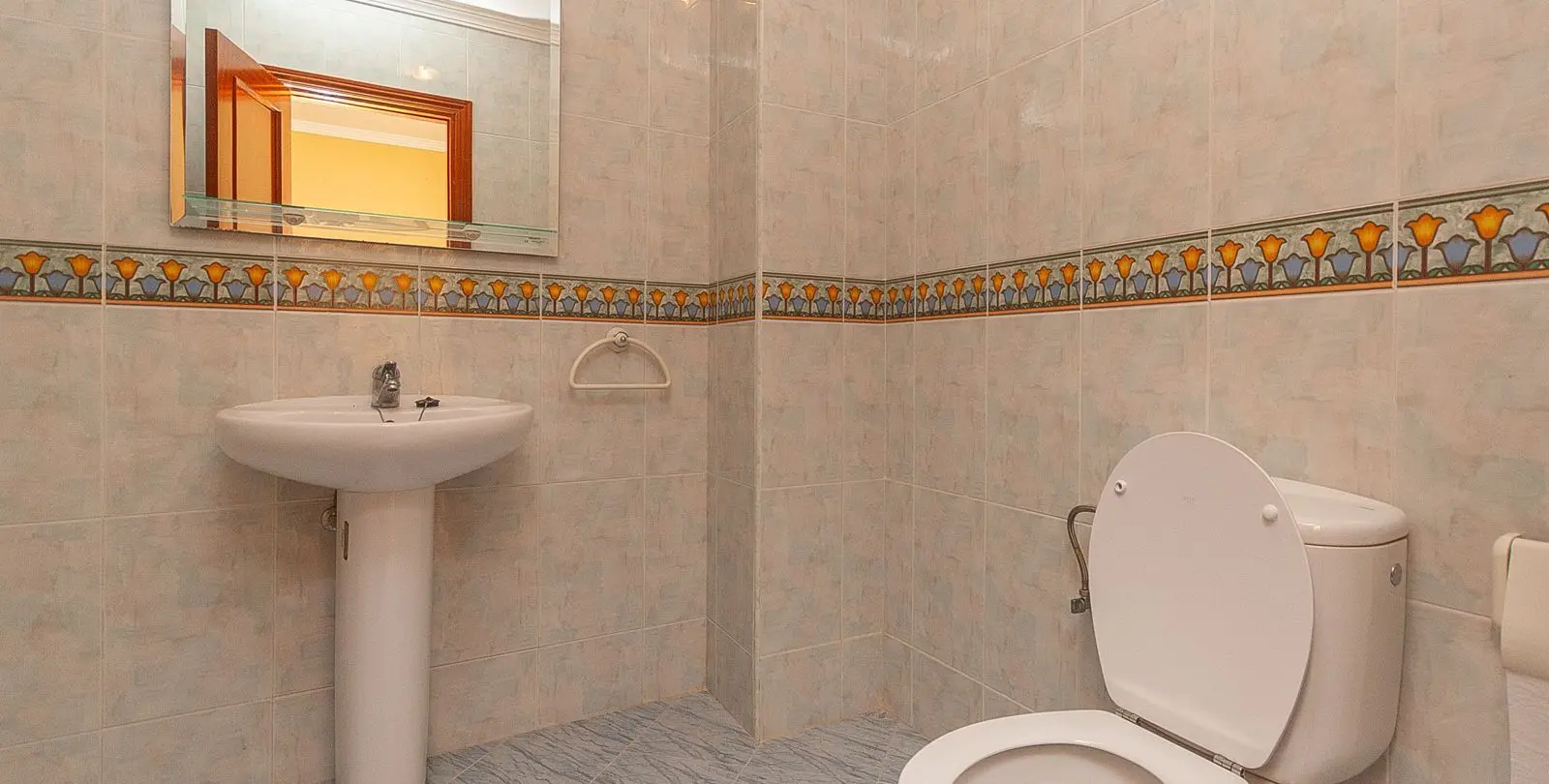 Venta de villa independiente en La Mairena 42