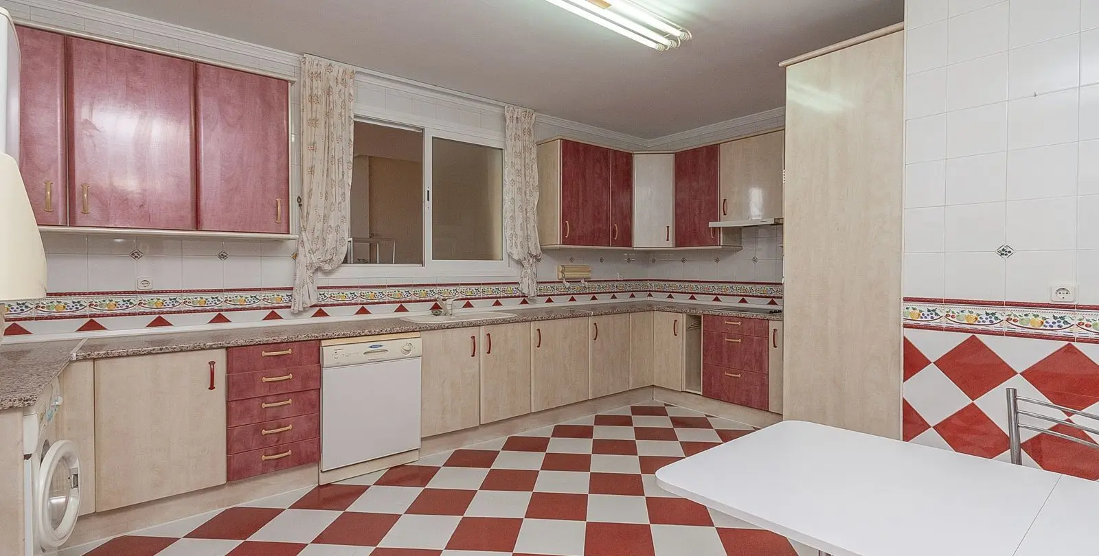 Venta de villa independiente en La Mairena 46