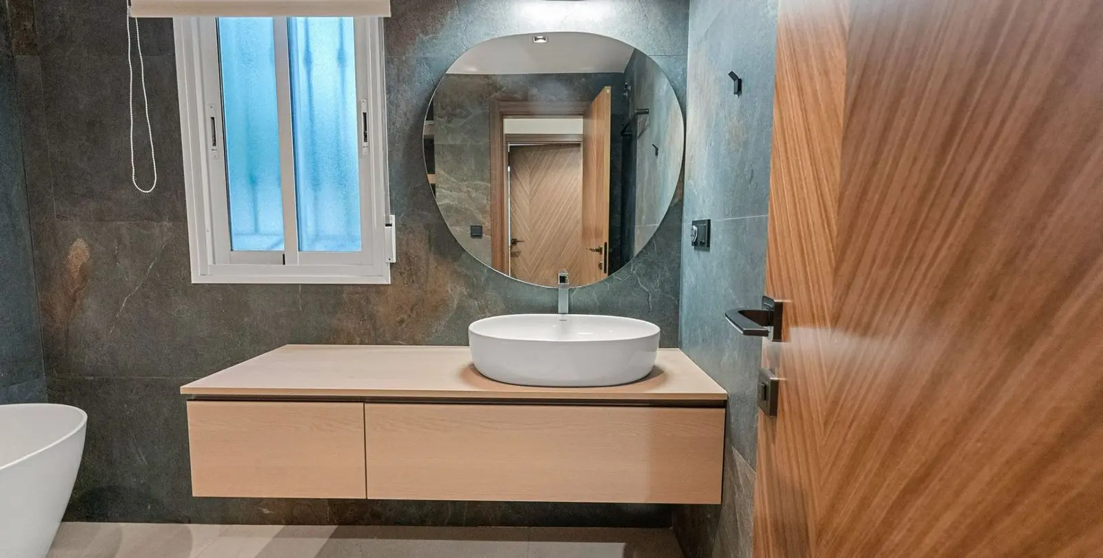 Venta de apartamento en planta baja en The Golden Mile 23