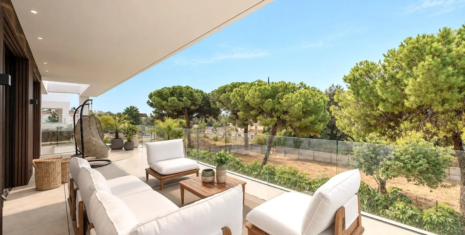 Venta de villa independiente en Nagüeles 24