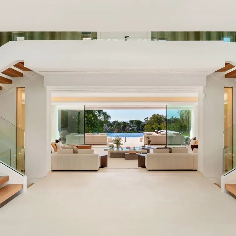 Venta de villa independiente en La Quinta