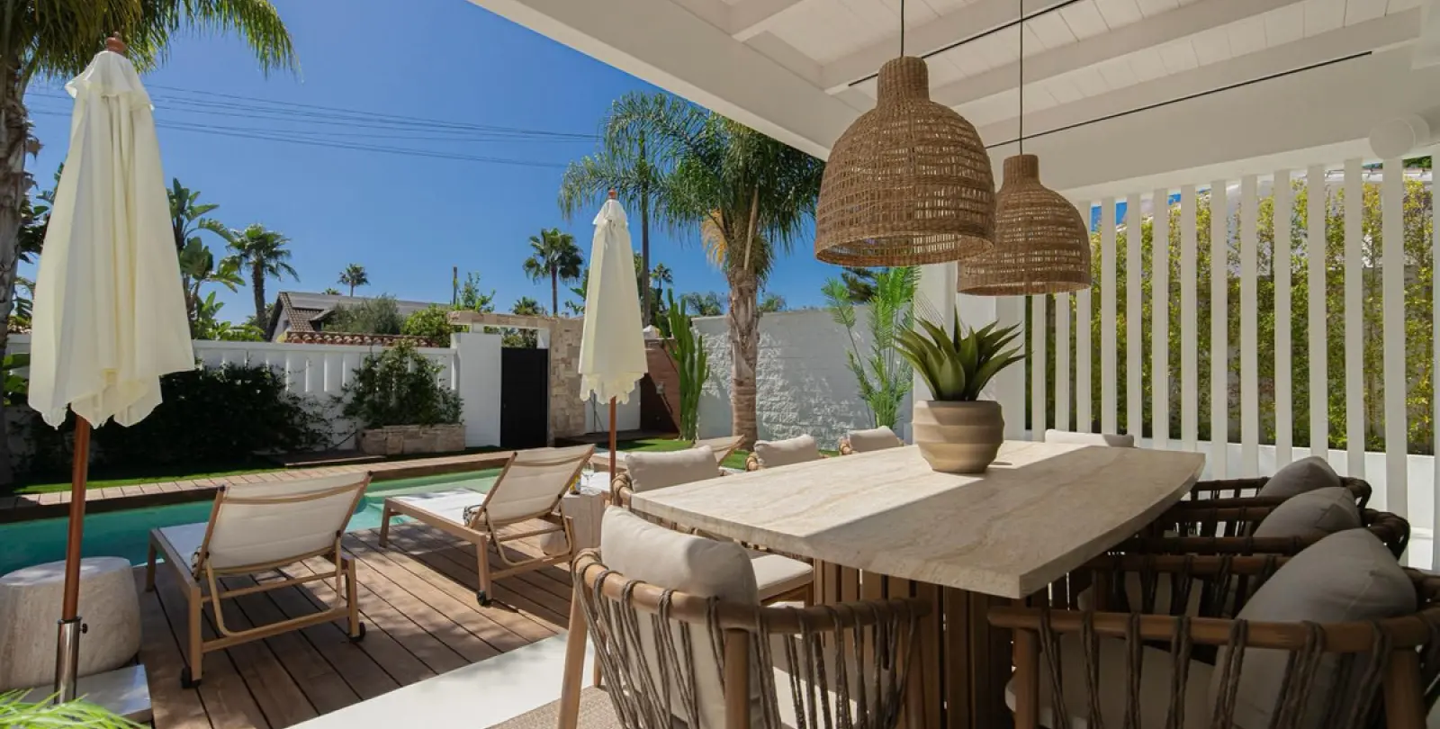 Long-term rent of detached villa in Costalita 6