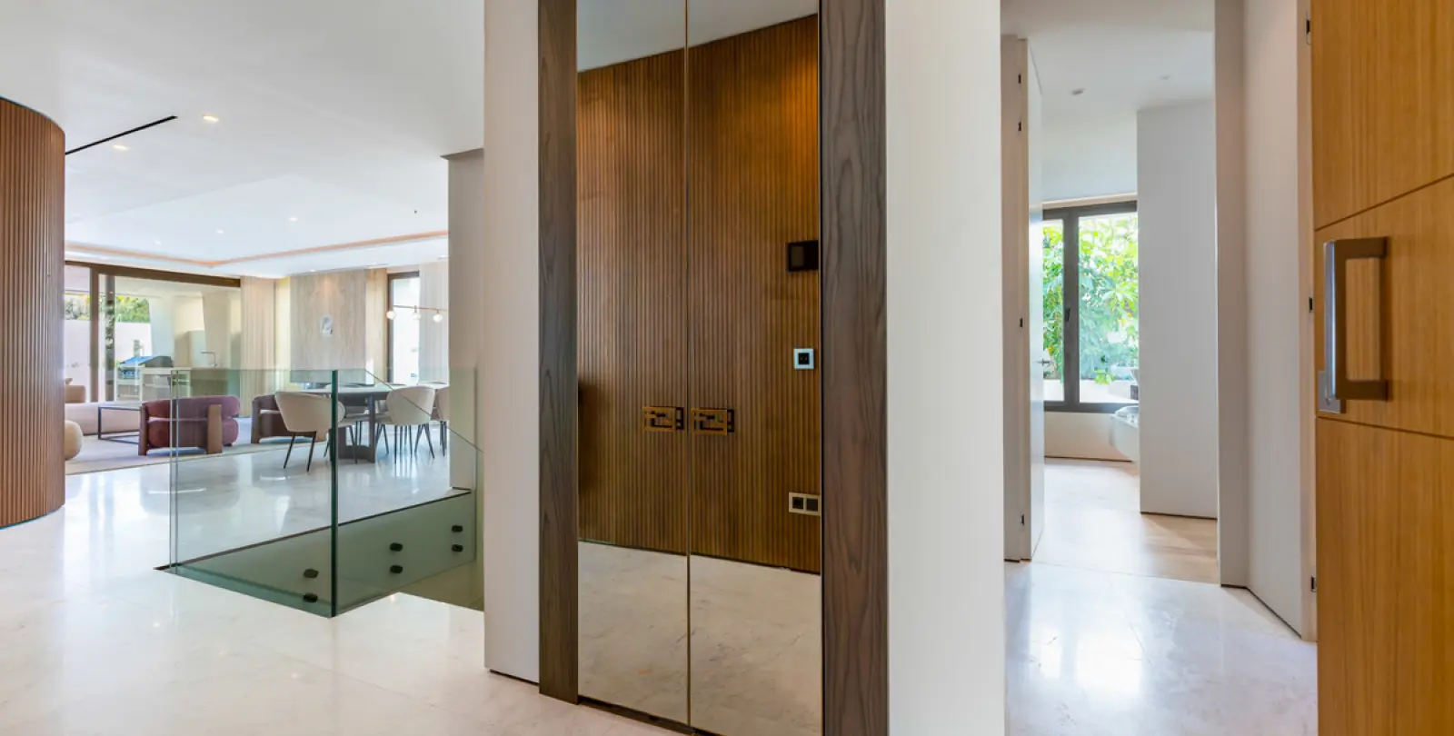 Long-term rent of ground floor apartment in The Golden Mile 4